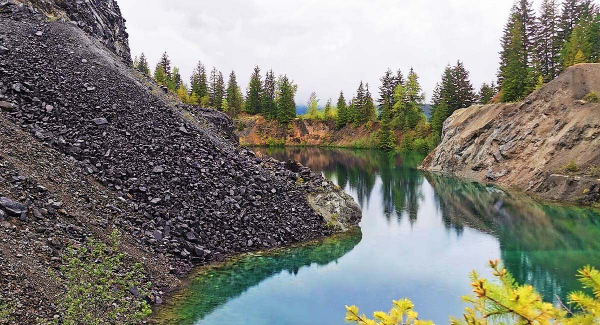 Vancouver Island Geology Guide: Lava, Fossils, Coal, Copper, and the Edge of a Continent