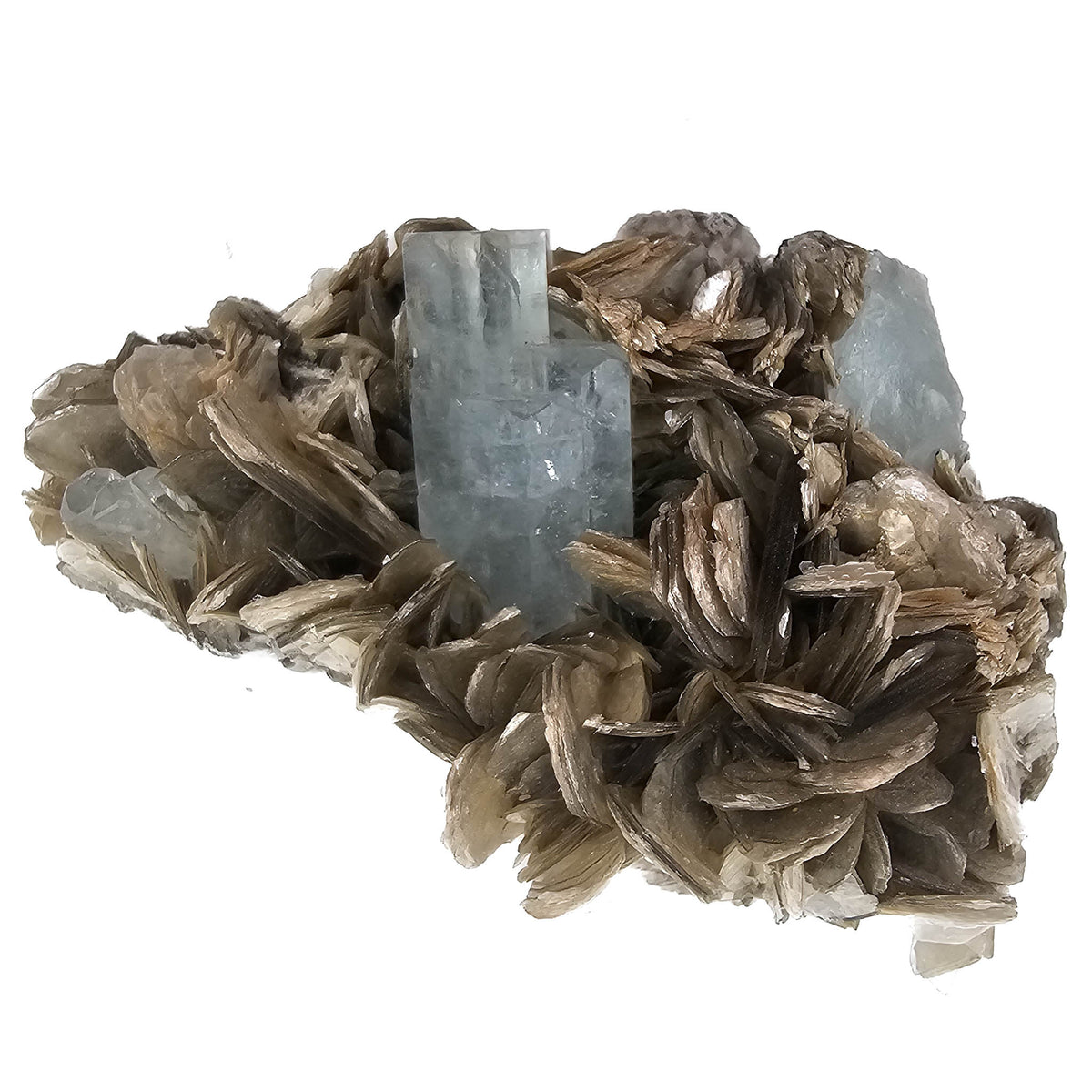 Aquamarine on Muscovite specimen from Shigar Valley, Skardu District, Gilgit-Baltistan, Pakistan.