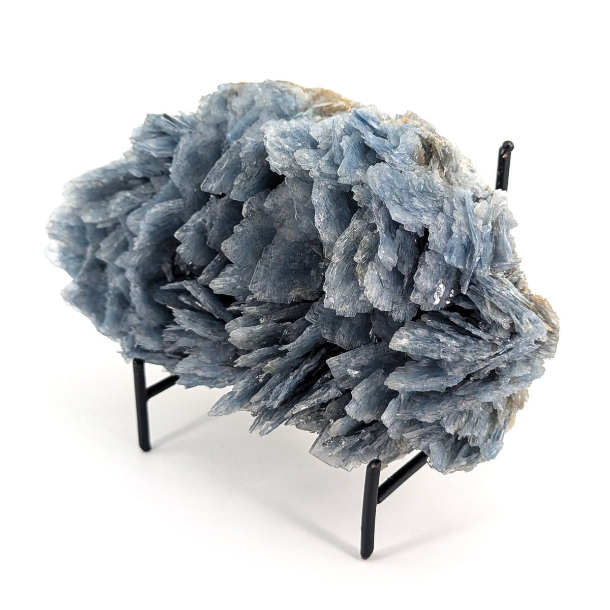 Cavnic Blue Barite specimen, barium sulfate, from Cavnic Mine, Cavnic, Maramureș County, Romania.