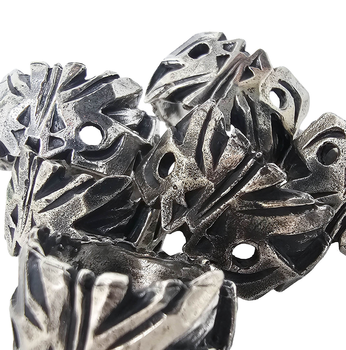 Dorado free flow ring in oxidized sterling silver.