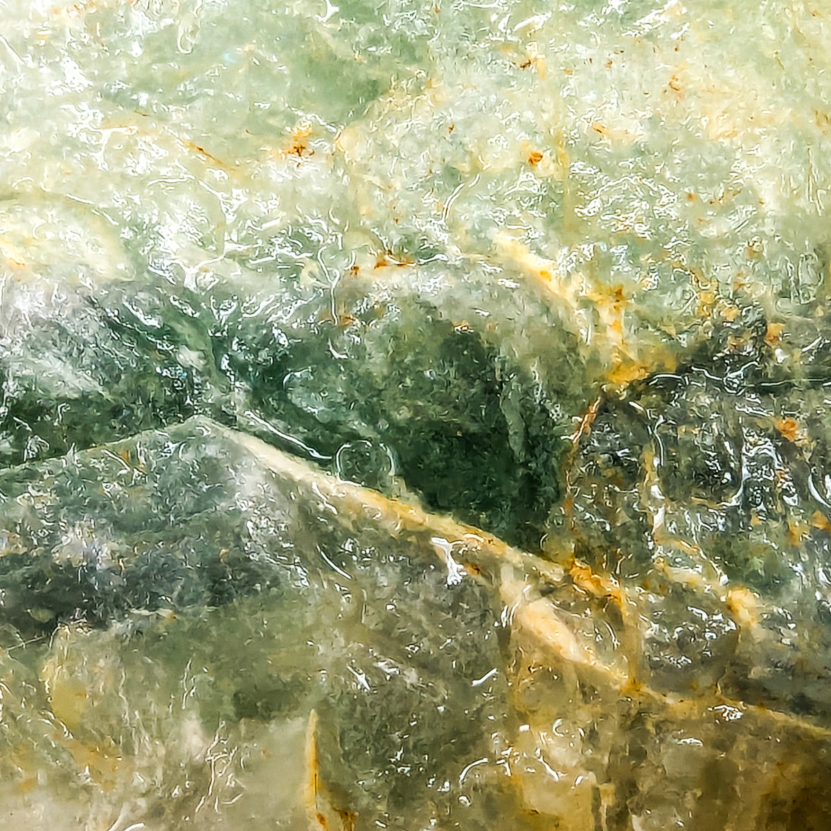 Fluorite rough from Kelowna, BC – close-up of green bands