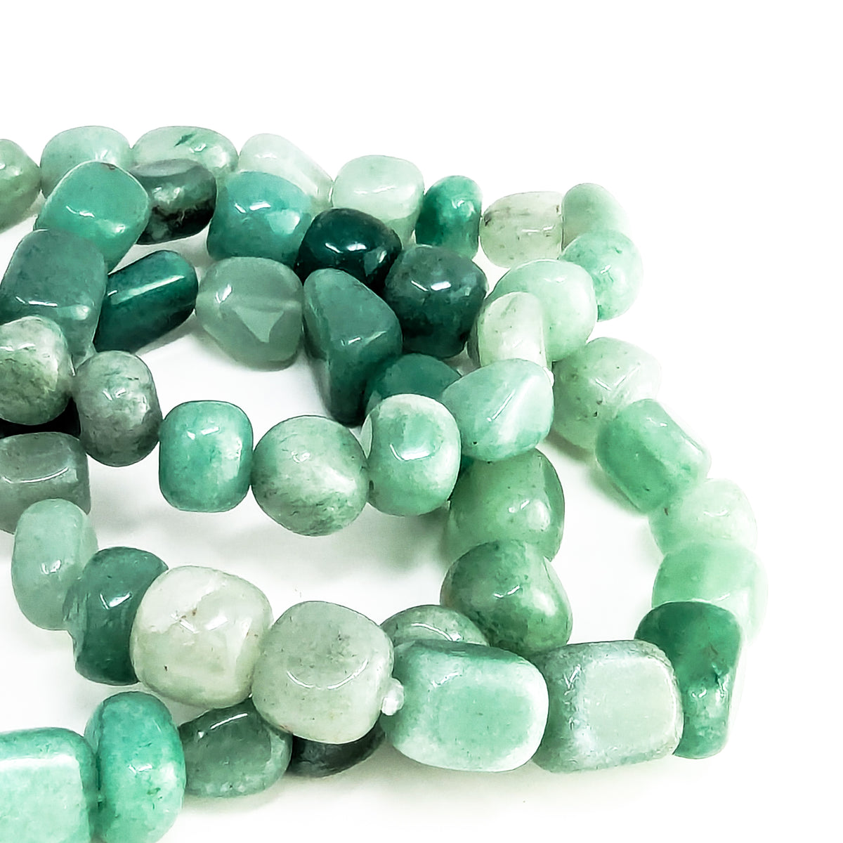 Green aventurine tumbled bead bracelet – close-up of beads