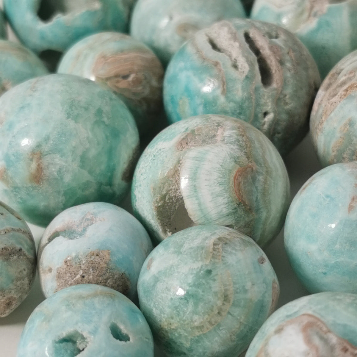 Aragonite mini sphere.