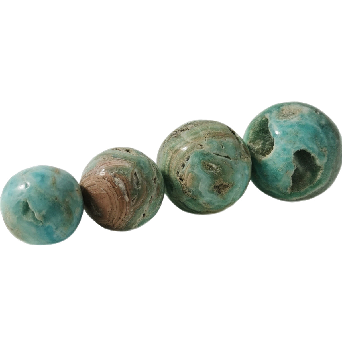 Aragonite mini sphere.