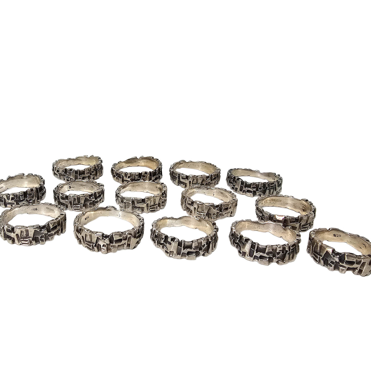 Mangala organic ring in sterling silver (oxidized).