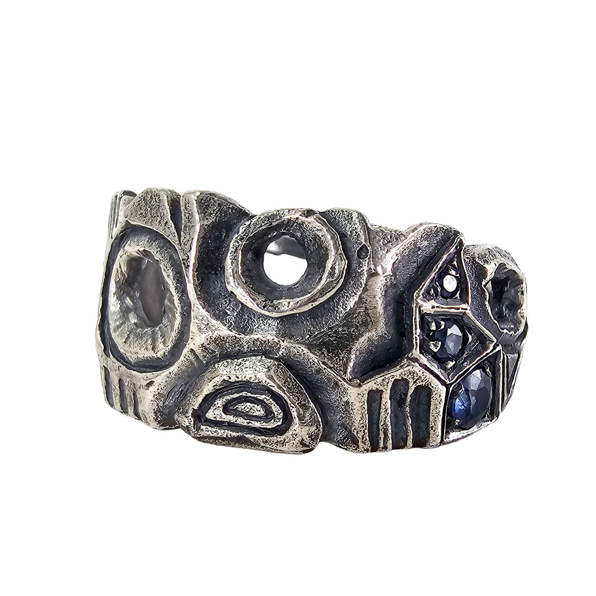 Monoceros free flow ring.