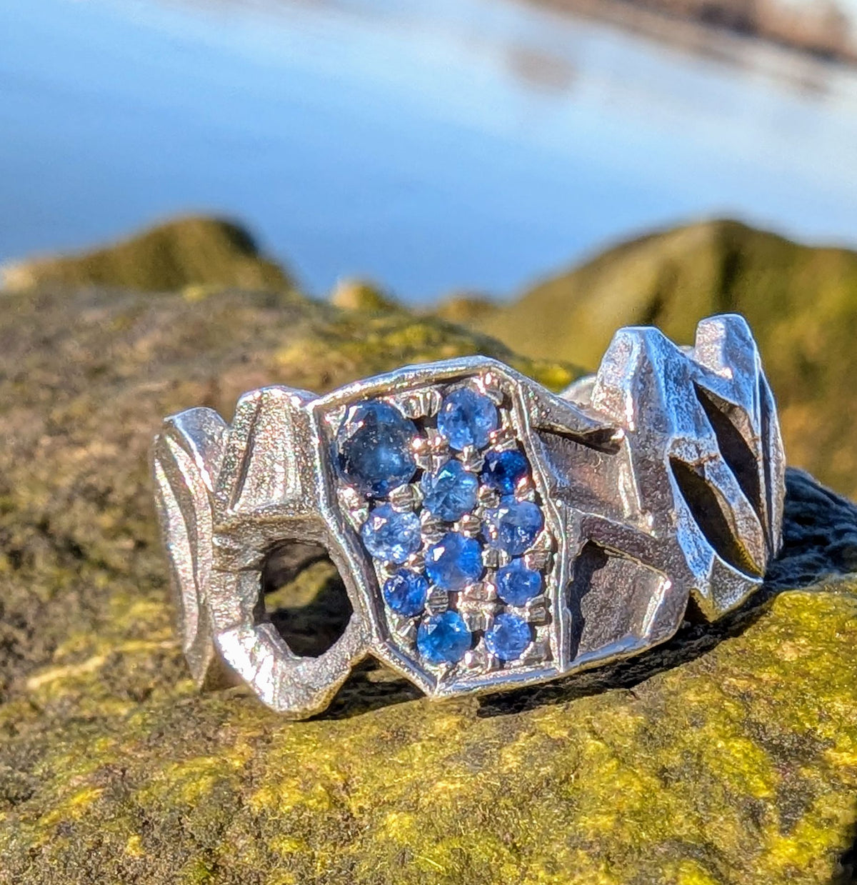 Volans free flow ring in sterling silver.
