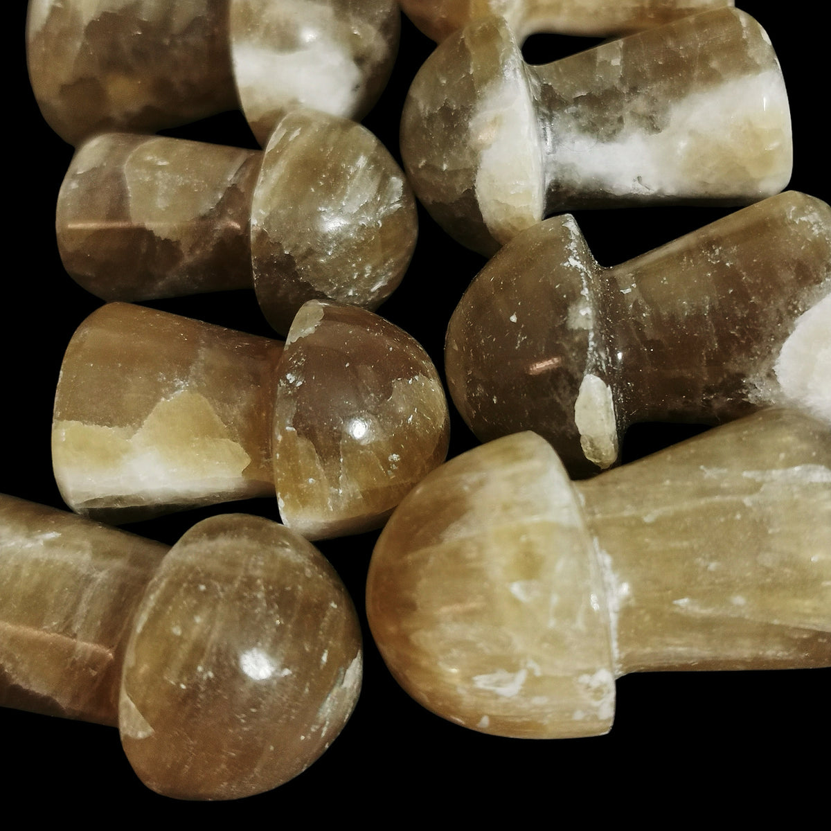 Rootbeer Calcite Mushroom carving.