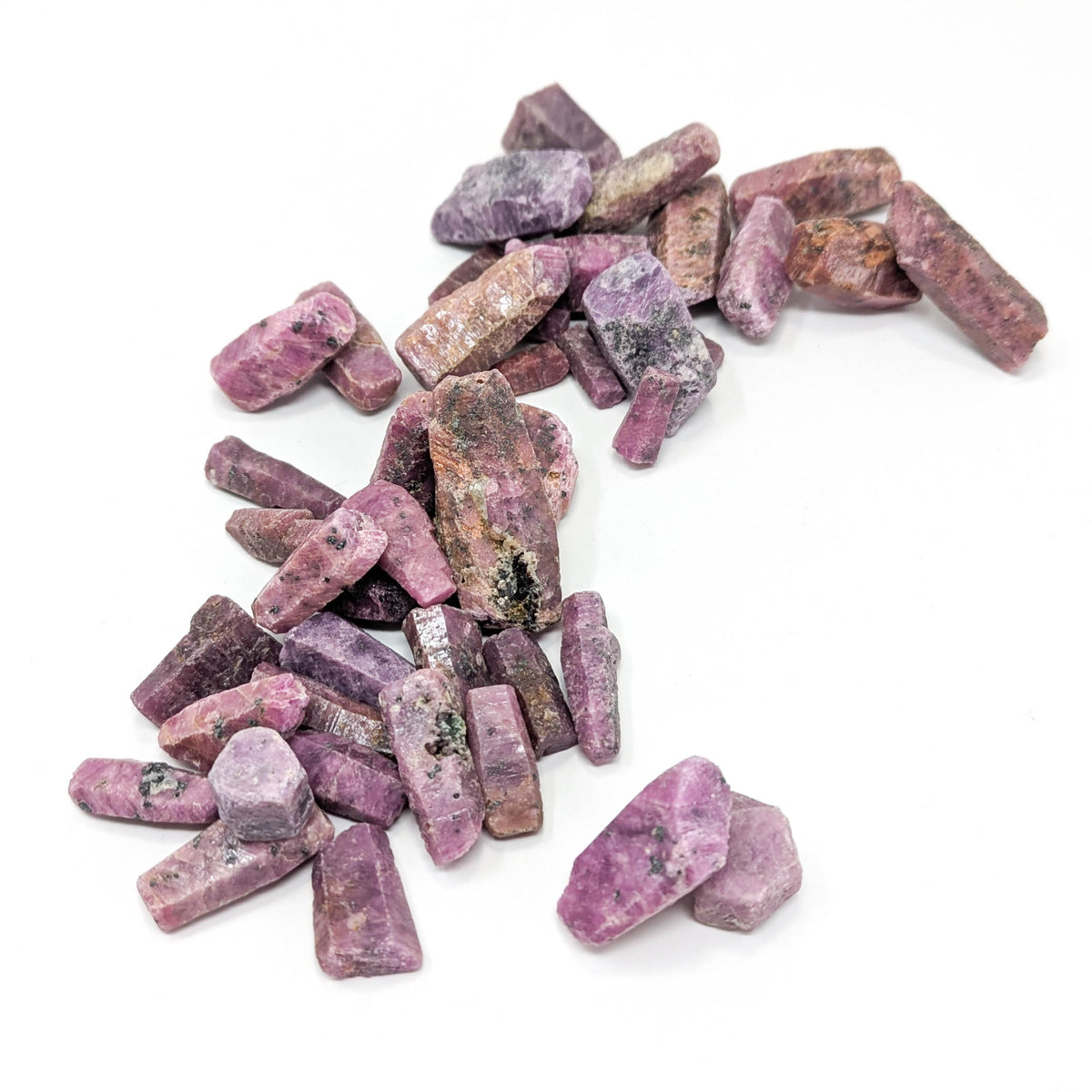 Ruby crystal from Mozambique – many crystals spread out