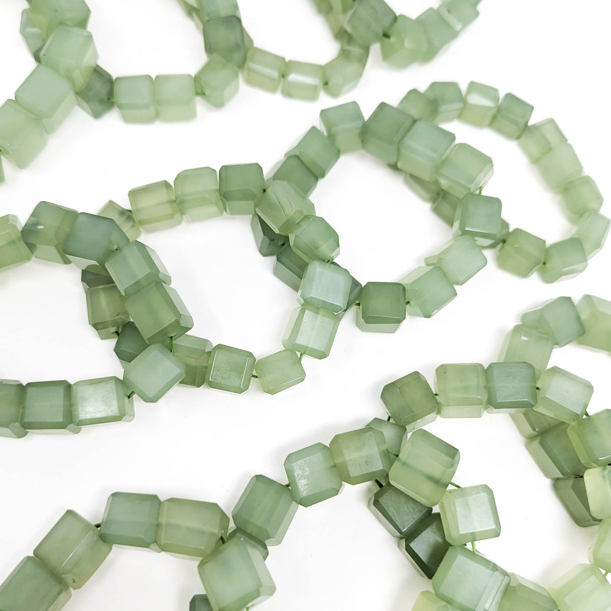 Serpentine bead bracelet.