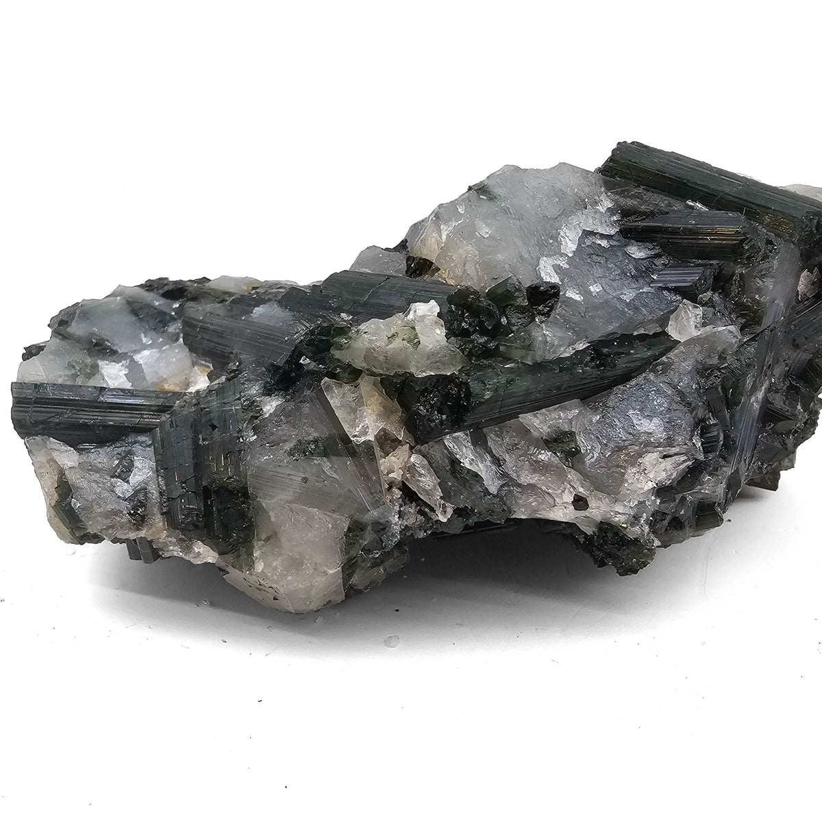 Tourmaline specimen, a tourmaline group mineral, from Cruzeiro Mine, São José da Safira, Minas Gerais, Brazil.