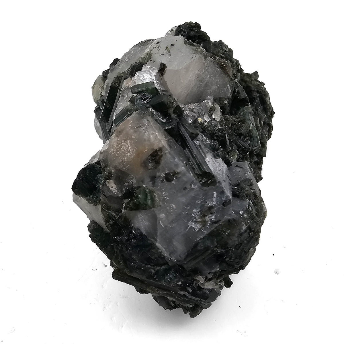 Tourmaline specimen, a tourmaline group mineral, from Cruzeiro Mine, São José da Safira, Minas Gerais, Brazil.