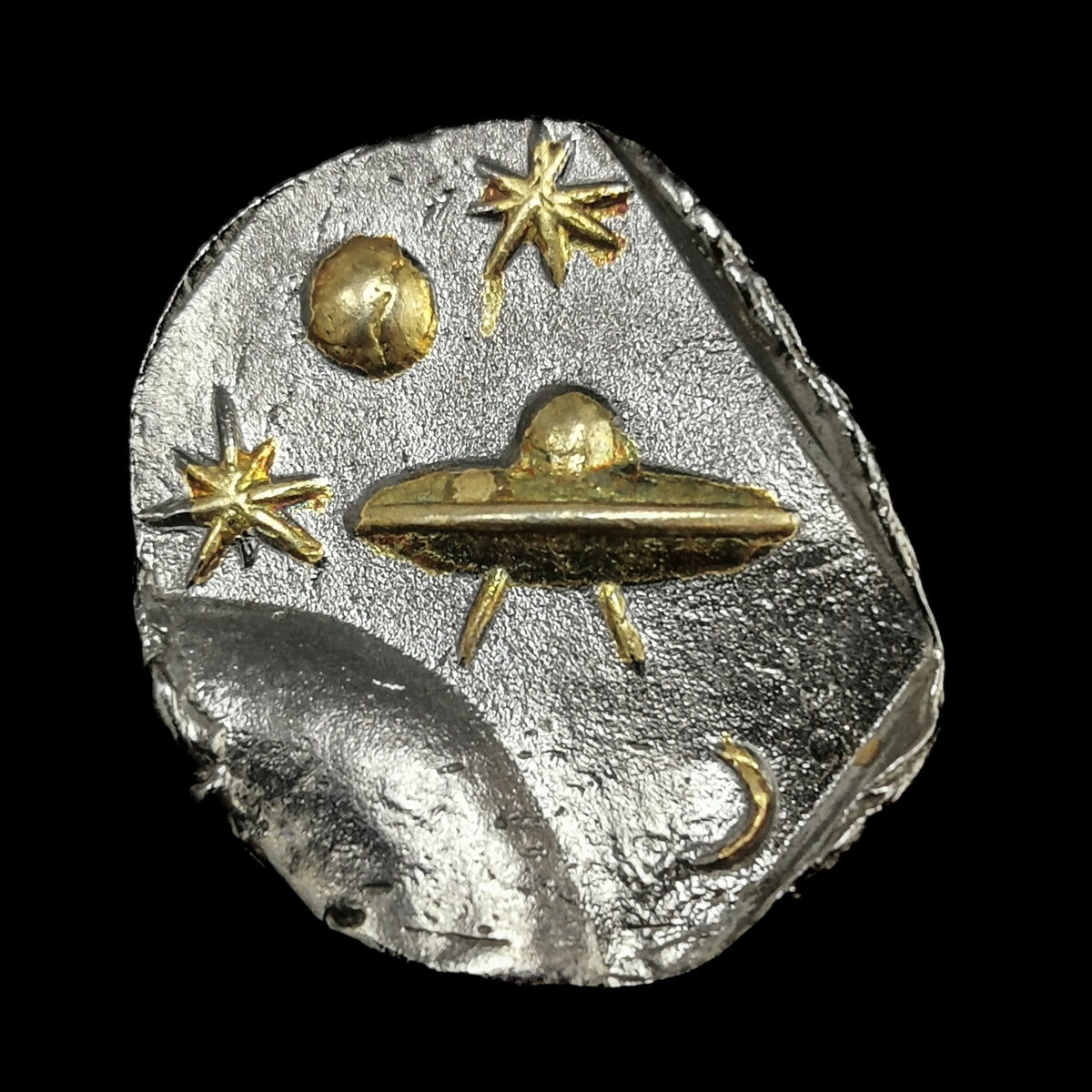 U.F.O. pendant.