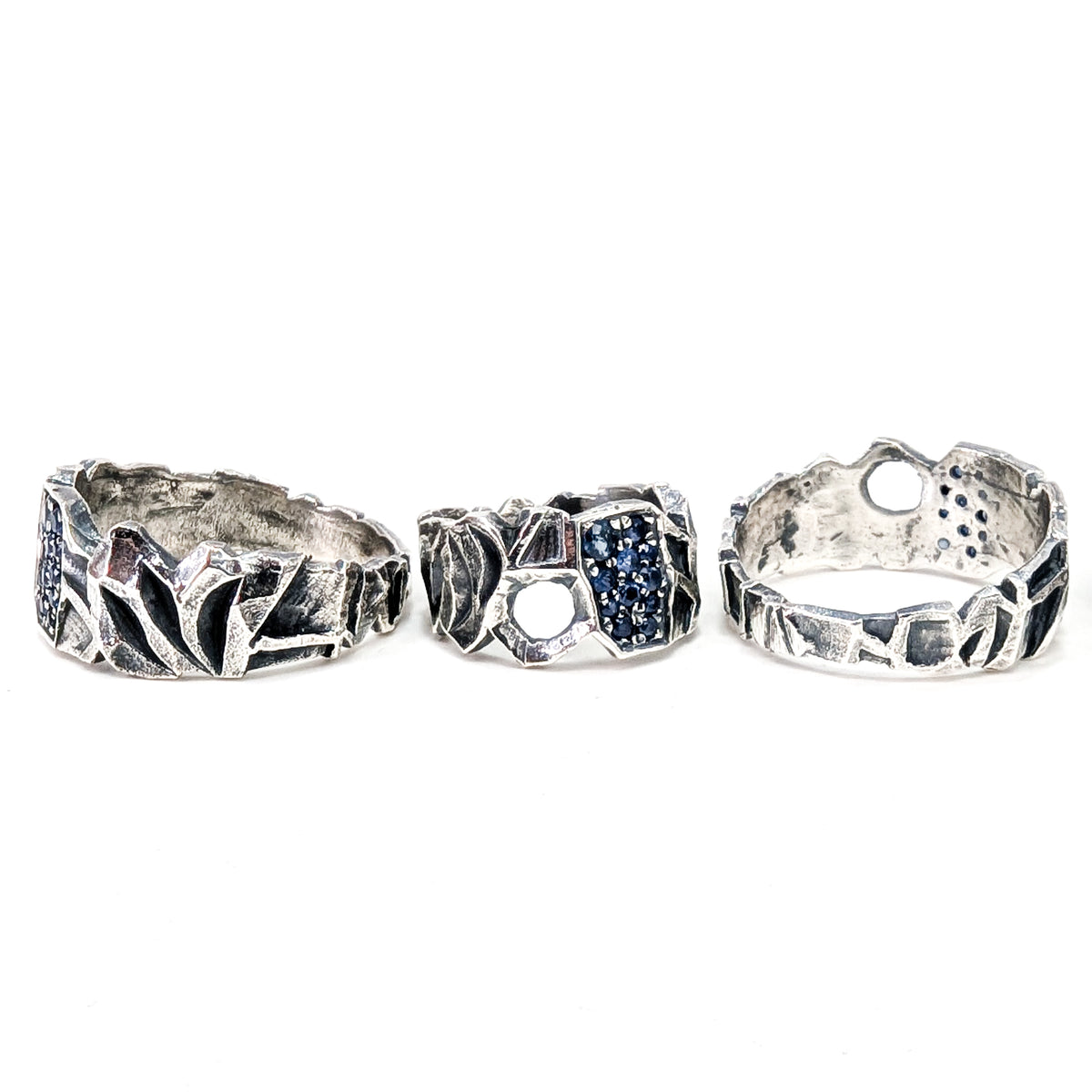 Volans free flow ring in sterling silver.