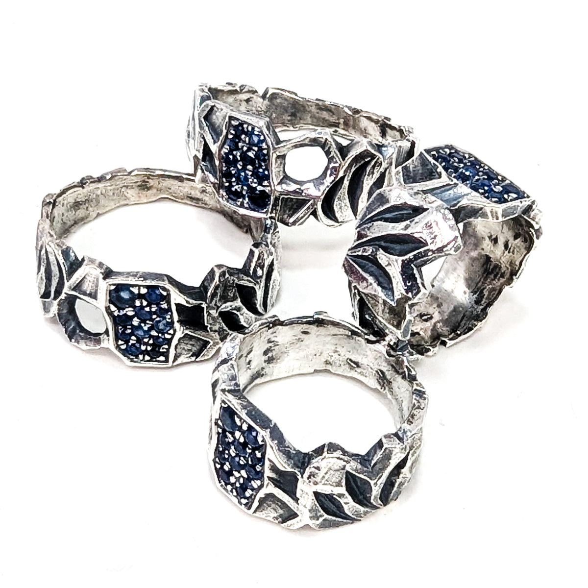 Volans free flow ring in sterling silver.