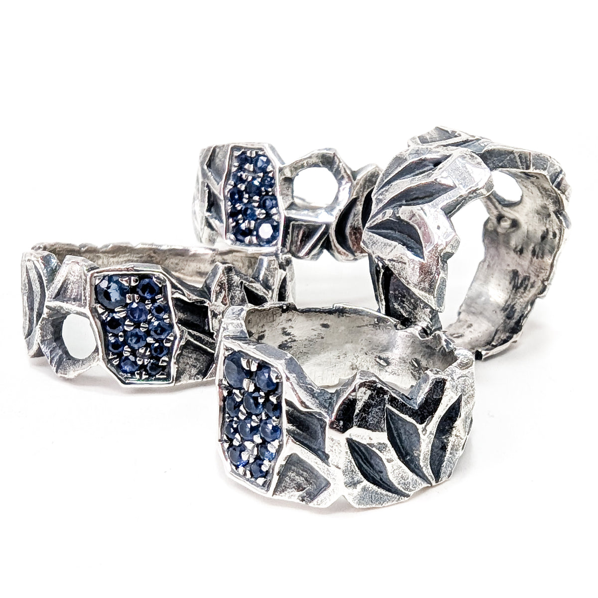 Volans free flow ring in sterling silver.