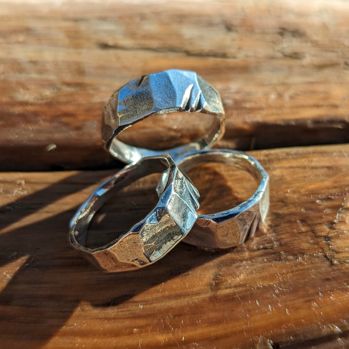 Zababa organic ring in sterling silver.