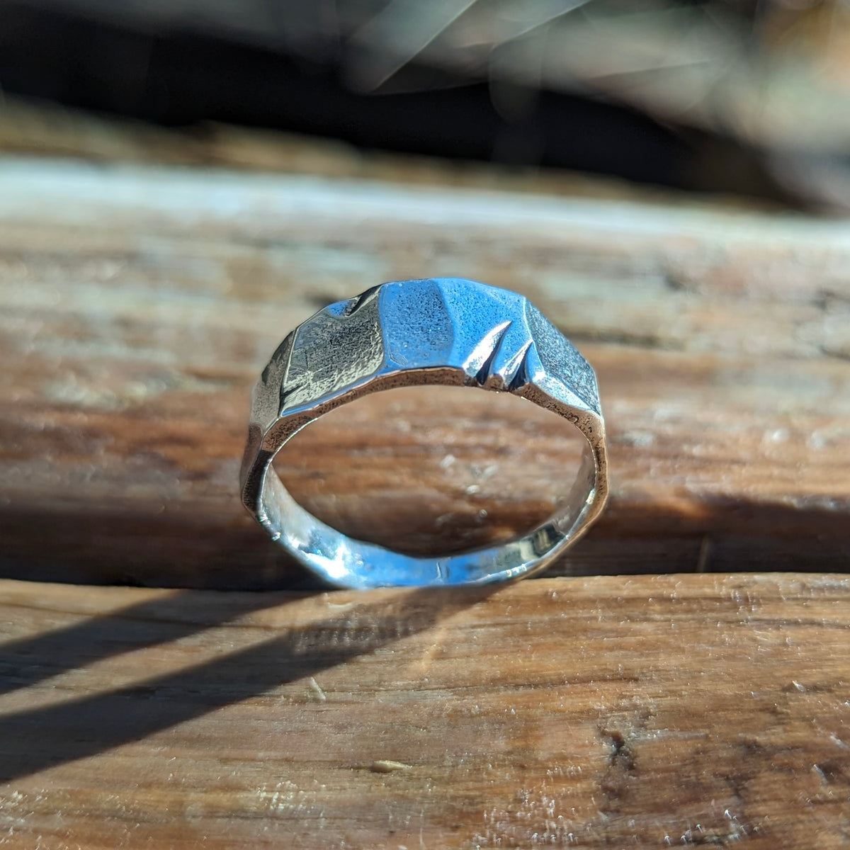 Zababa organic ring in sterling silver.
