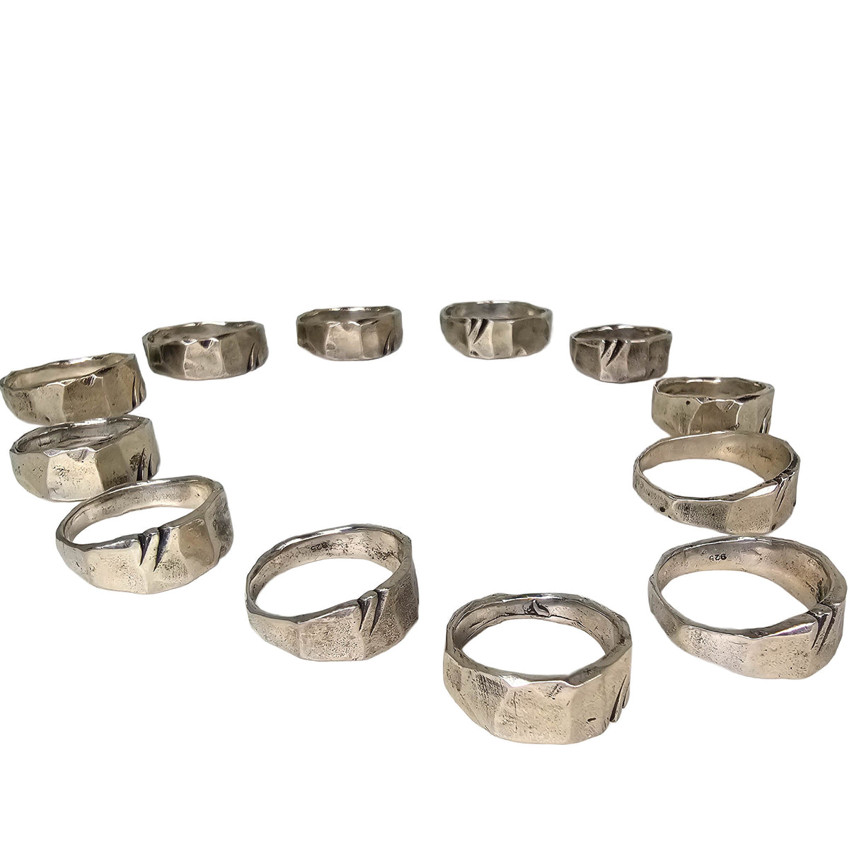 Zababa organic ring in sterling silver.