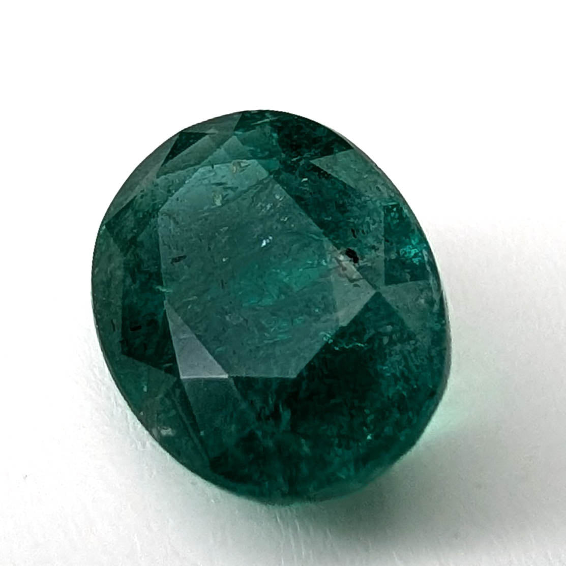 Emerald faceted oval cut gemstone, 2.45ct, alternate angle, view 3 of 18