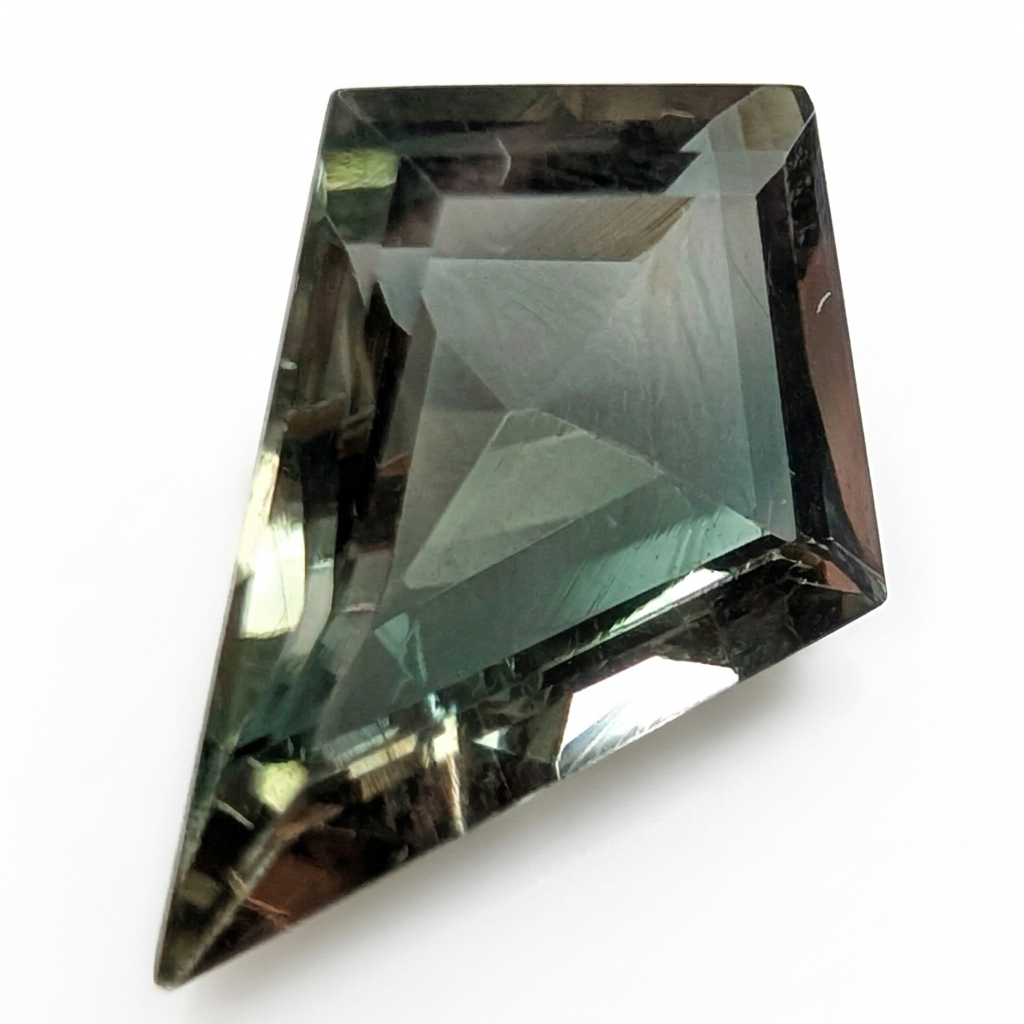 Oregon Sunstone faceted kite step cut gemstone, 2.40ct, from Plush, Oregon, view 8 of 10