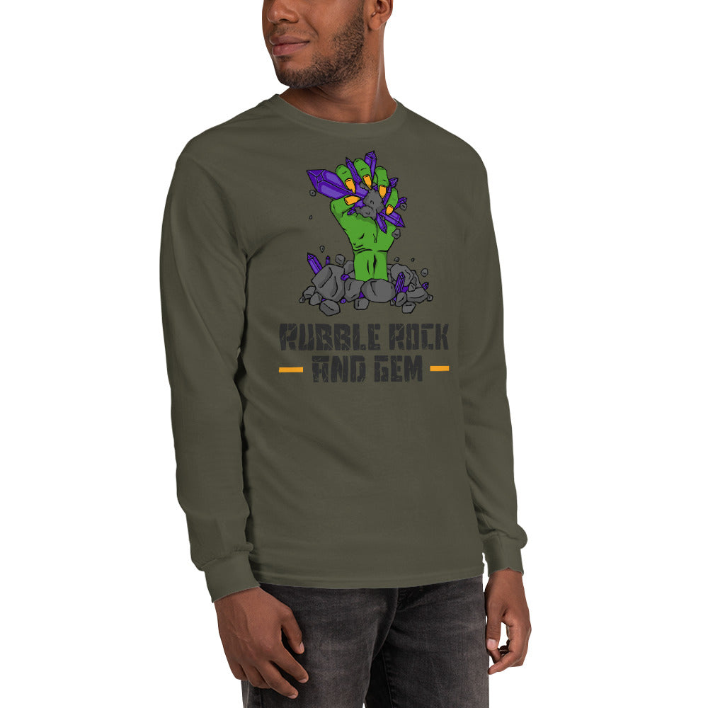 Men’s long sleeve shirt with the classic logo.