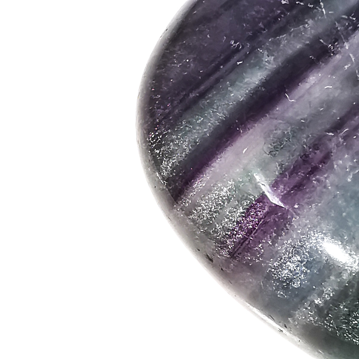 Drilled fluorite pendant – banding close up
