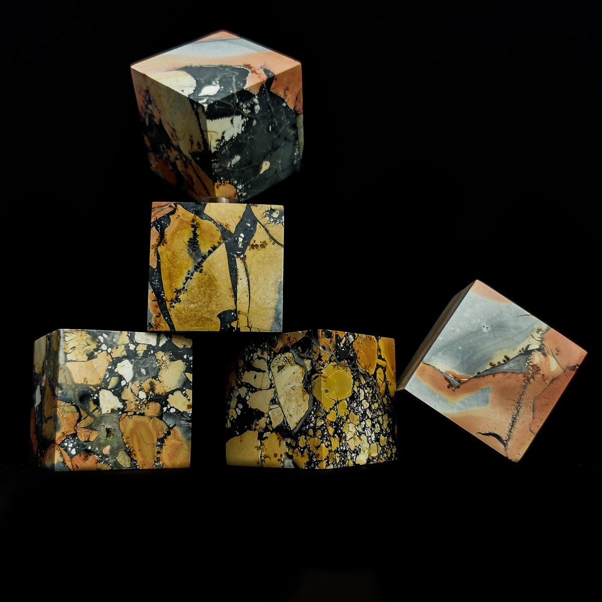 Maligano Jasper cube.