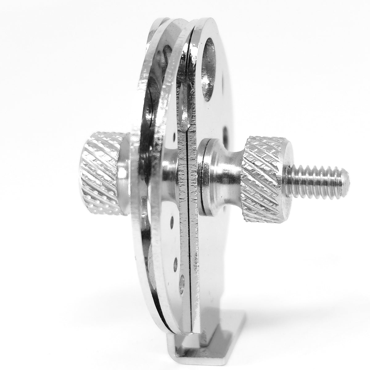 Pearl Vise, made of steel.