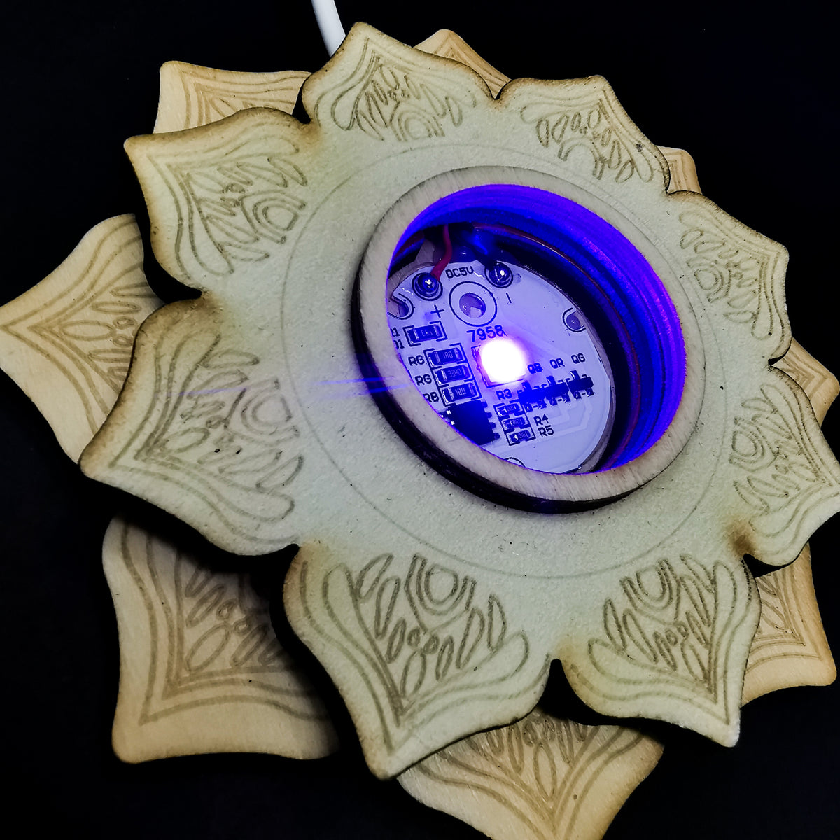 Selenite Lamp floral LED base, a variety of gypsum.