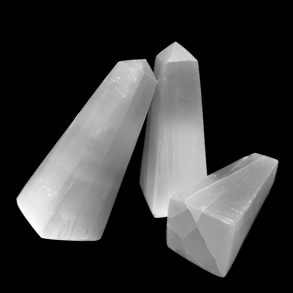 Selenite obelisk from Morocco – three pieces, angled