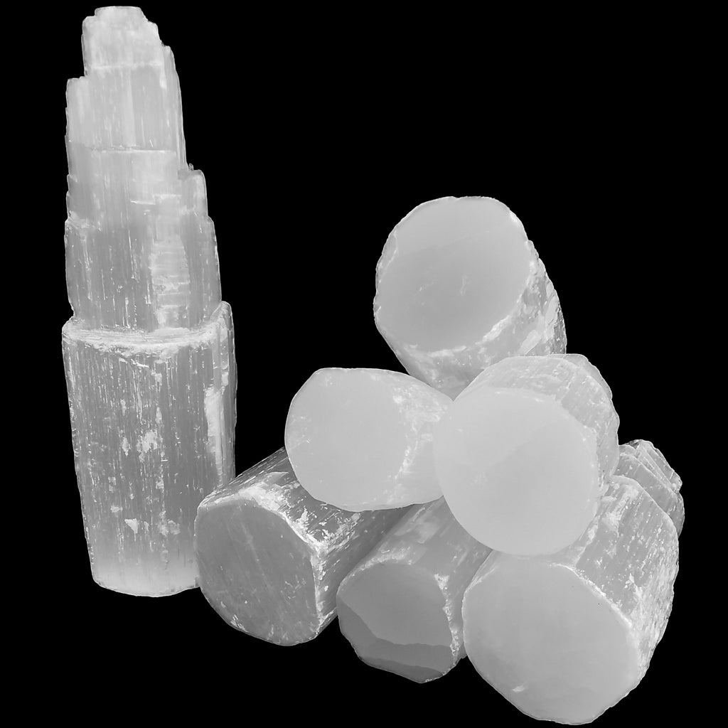 Selenite tower from Morocco – tower with selenite pieces
