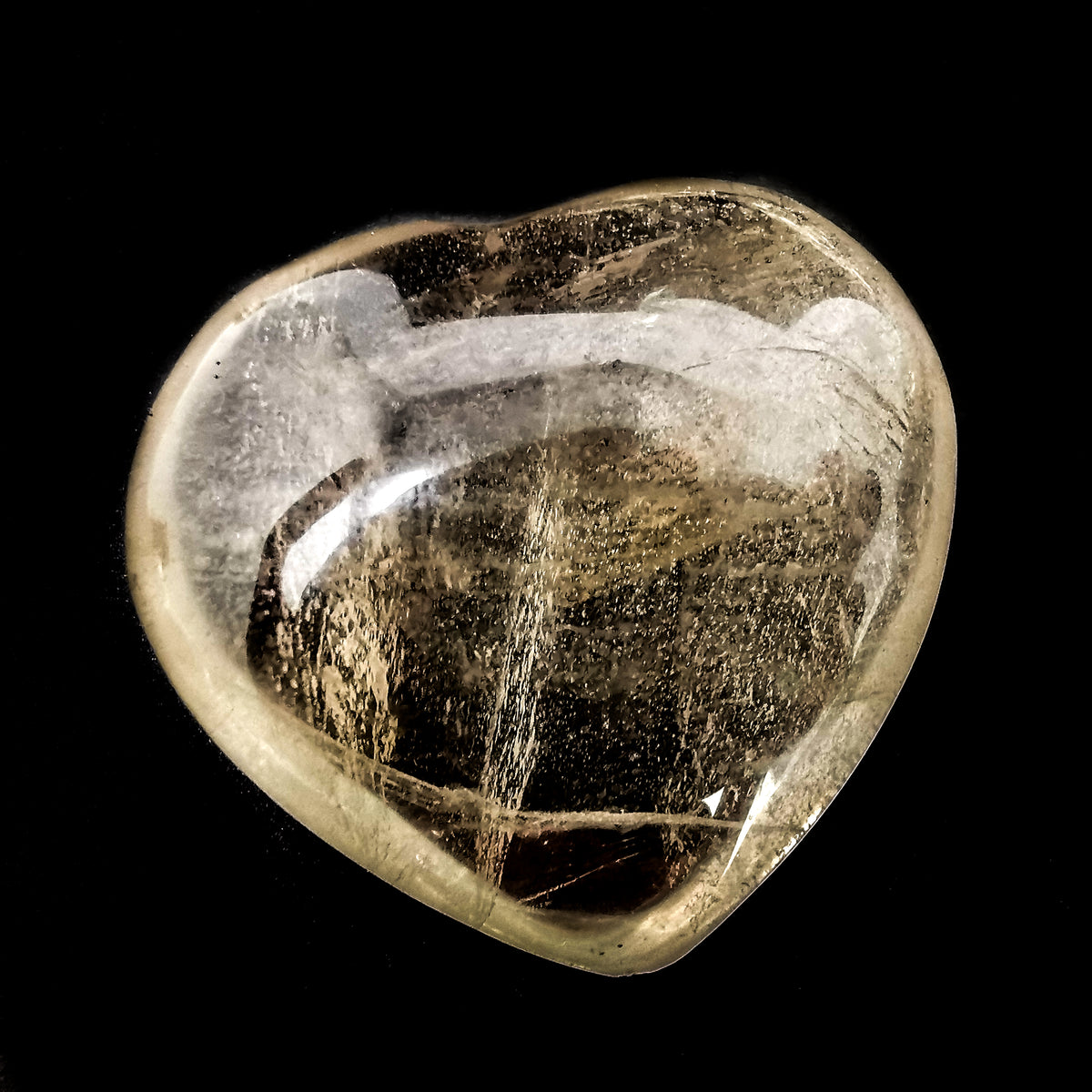 Smoky quartz small heart – single heart, close view