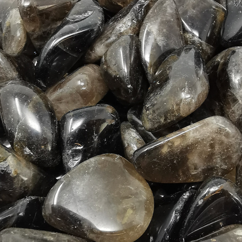 Smoky quartz tumble – tumbles, angled view
