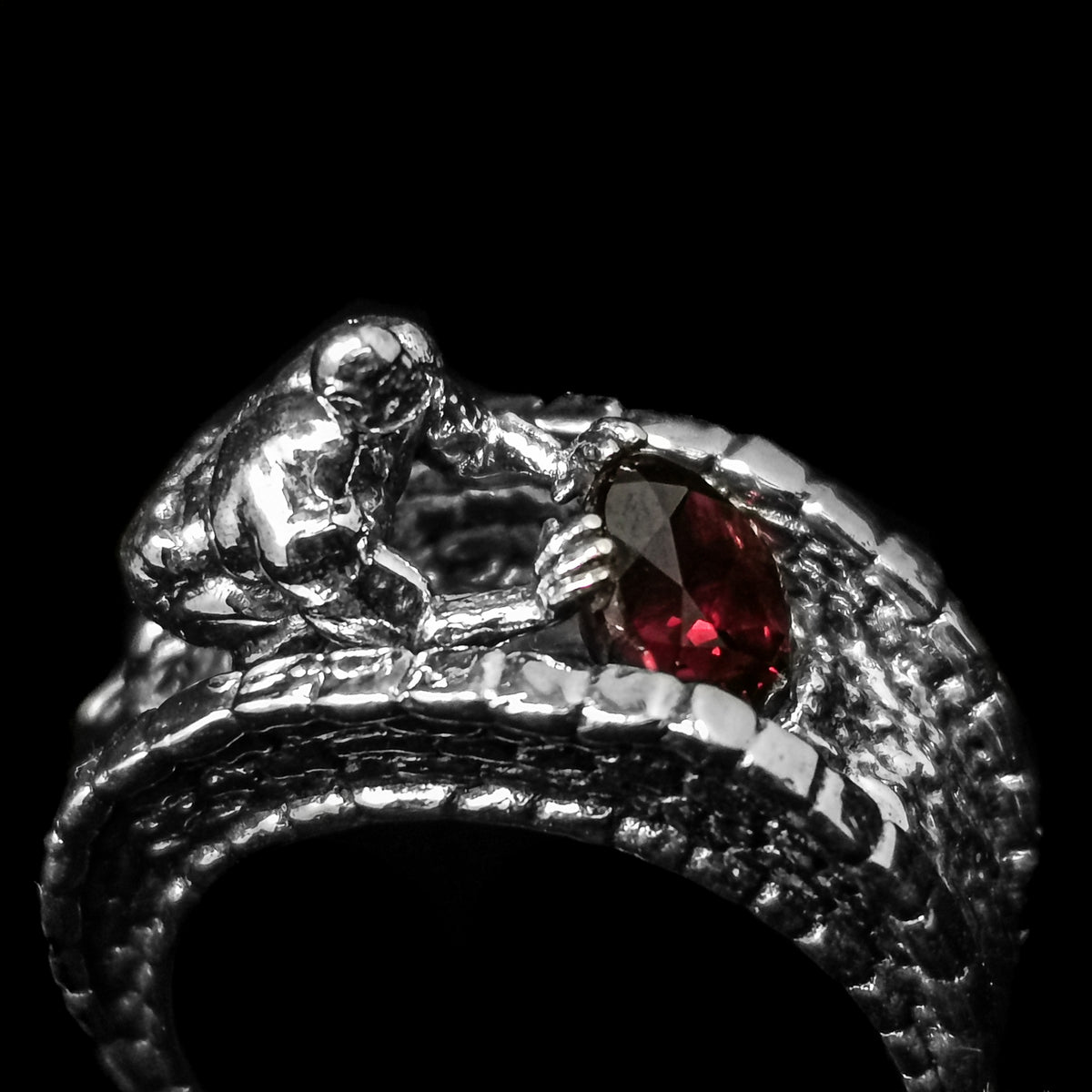 Troll Over Bridge ring in sterling silver.