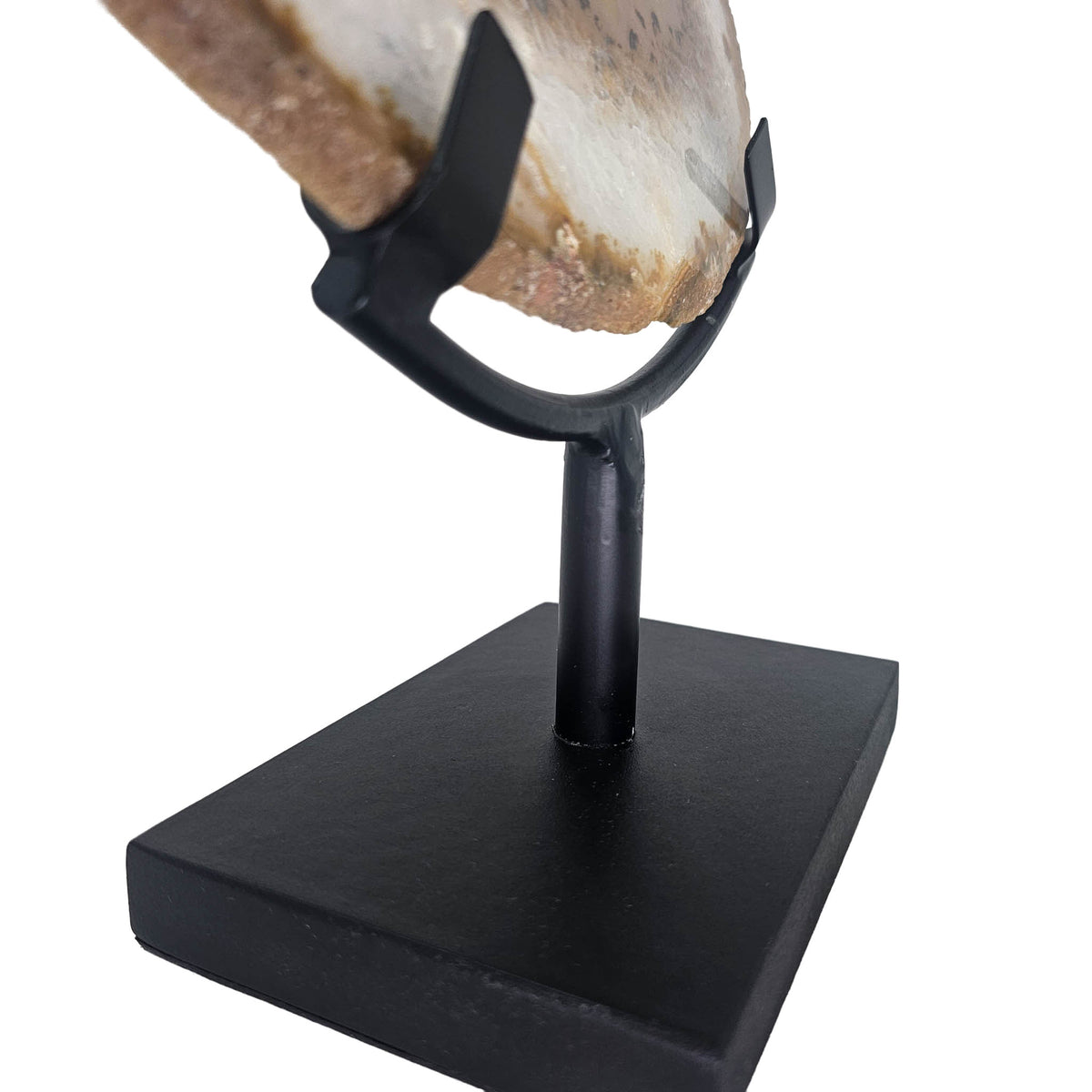 Agate slab stand – prongs, close view