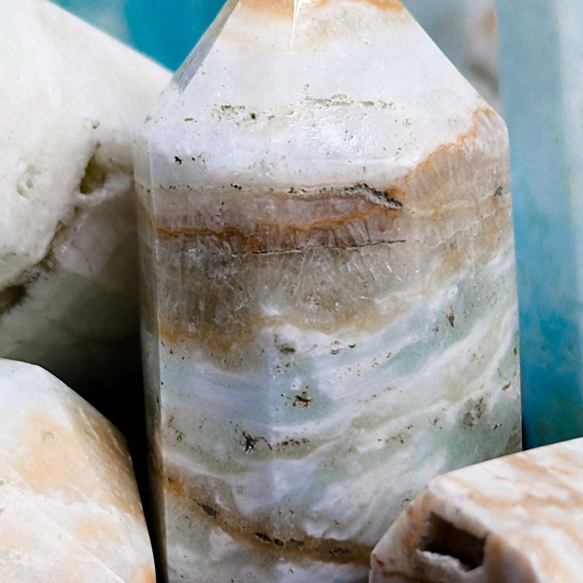 Caribbean calcite mini tower from Pakistan, photo 4 of 11