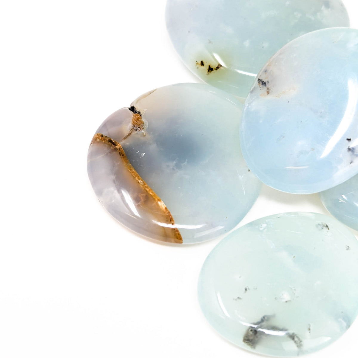 Chrysoprase mini palmstone, a variety of chalcedony.