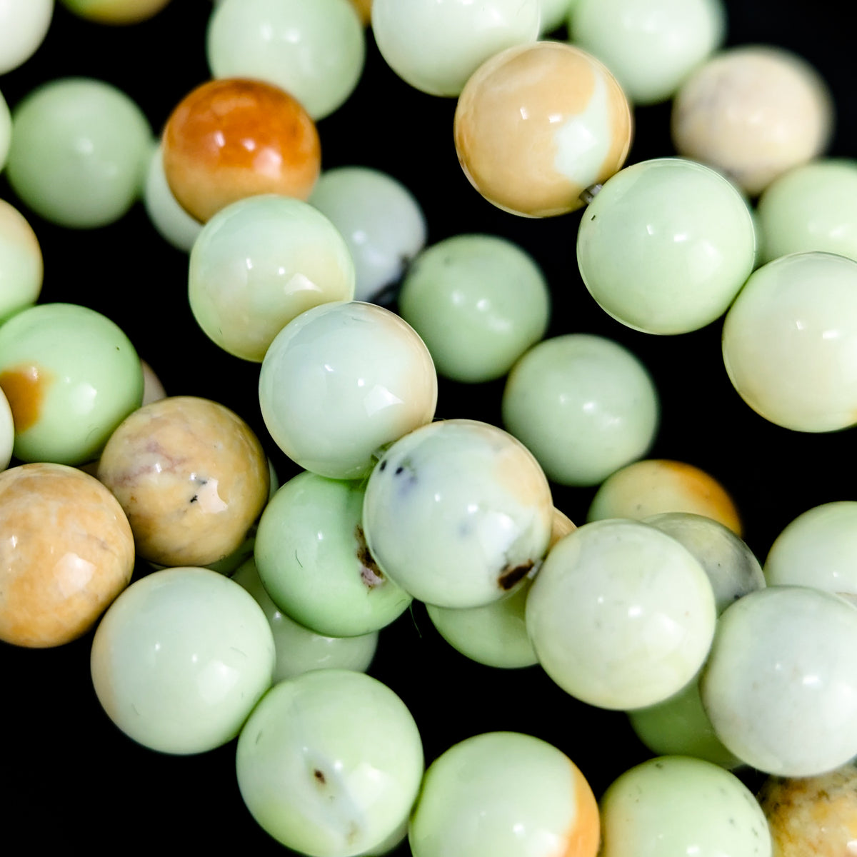 Citron Chrysoprase bead bracelet.