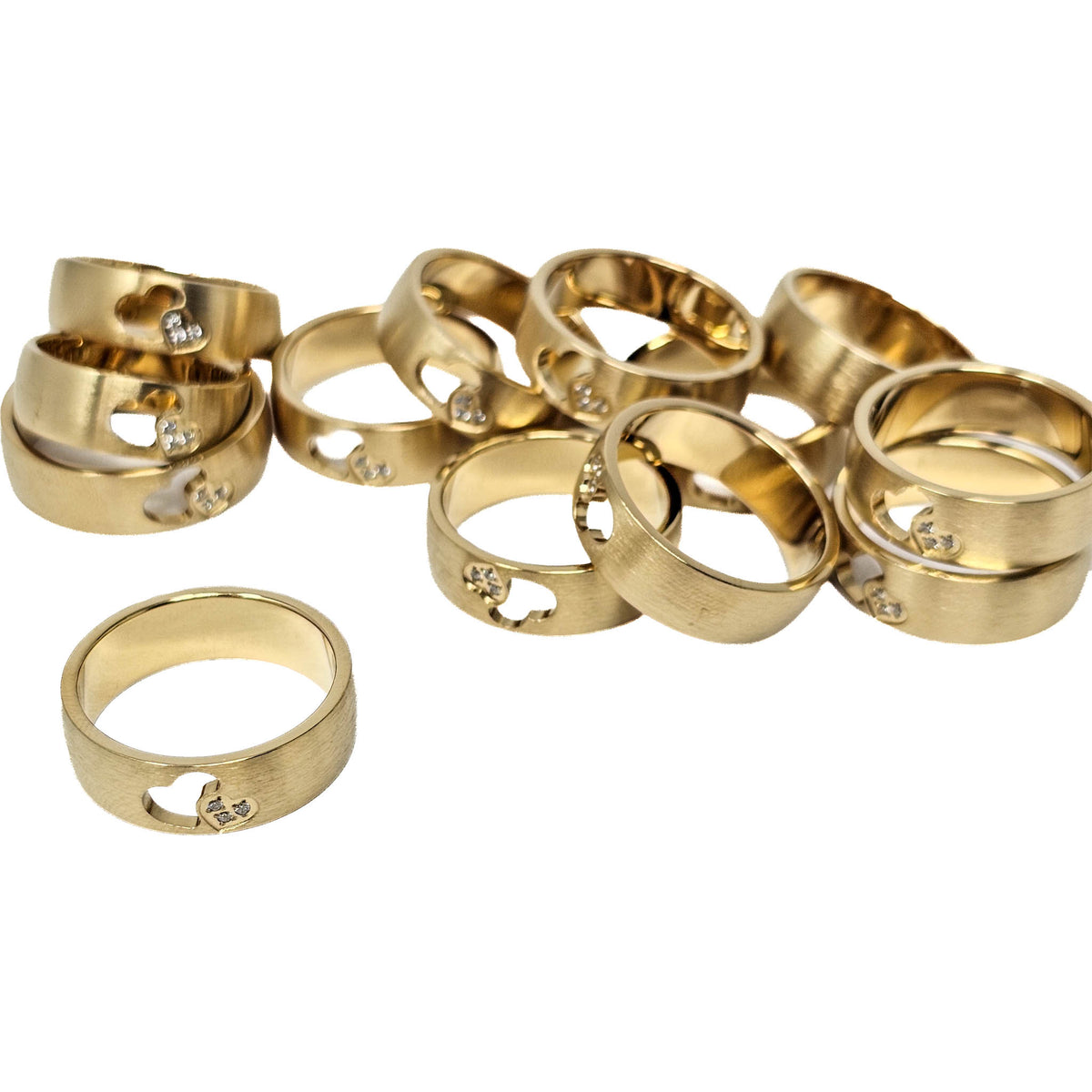 Dual Heart gold band.