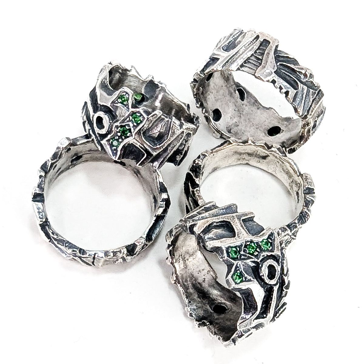 Eridanus free flow ring.