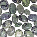 Kammererite - Palm Stone