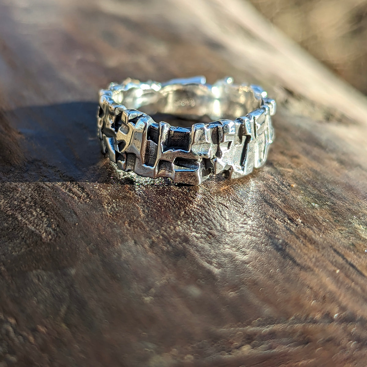 Mangala organic ring in sterling silver (oxidized).