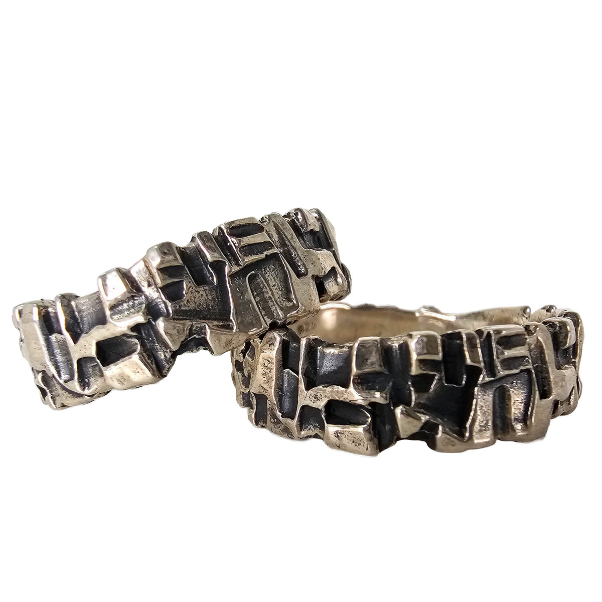 Mangala organic ring in sterling silver (oxidized).