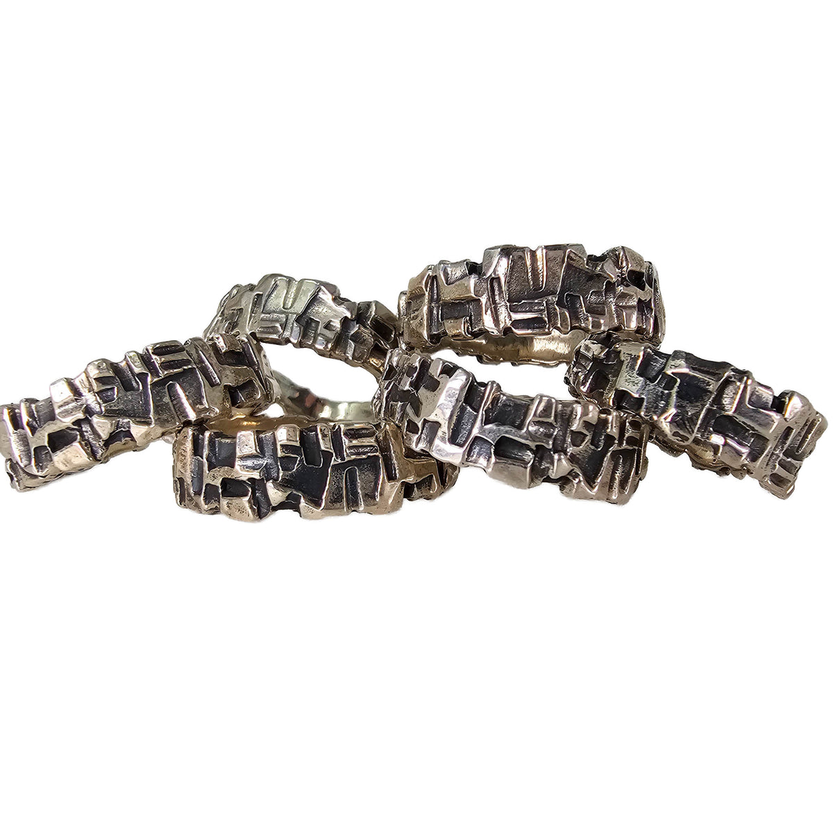 Mangala organic ring in sterling silver (oxidized).