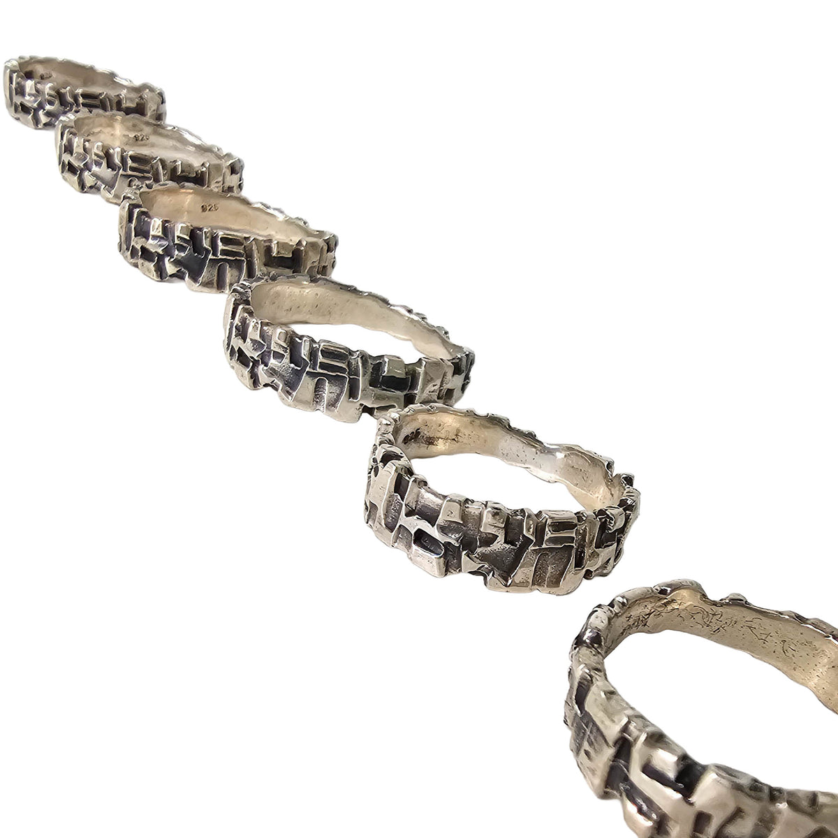 Mangala organic ring in sterling silver (oxidized).