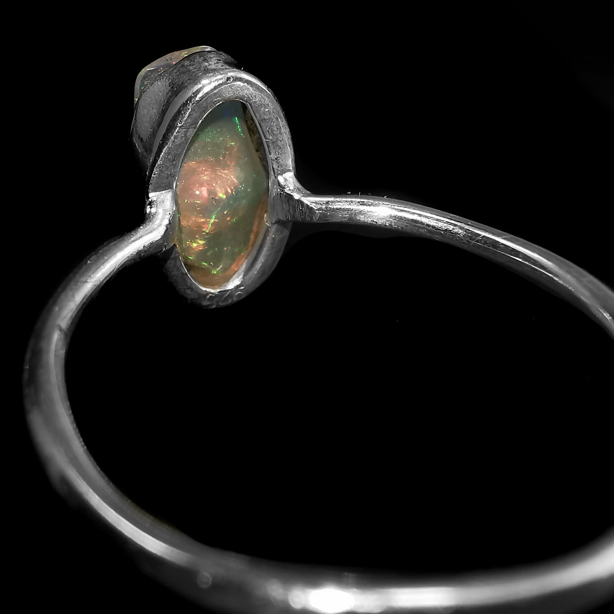 Opal Freeform ring (narrow) in sterling silver with Ethiopian Opal.