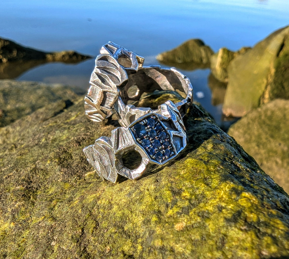Volans free flow ring in sterling silver.