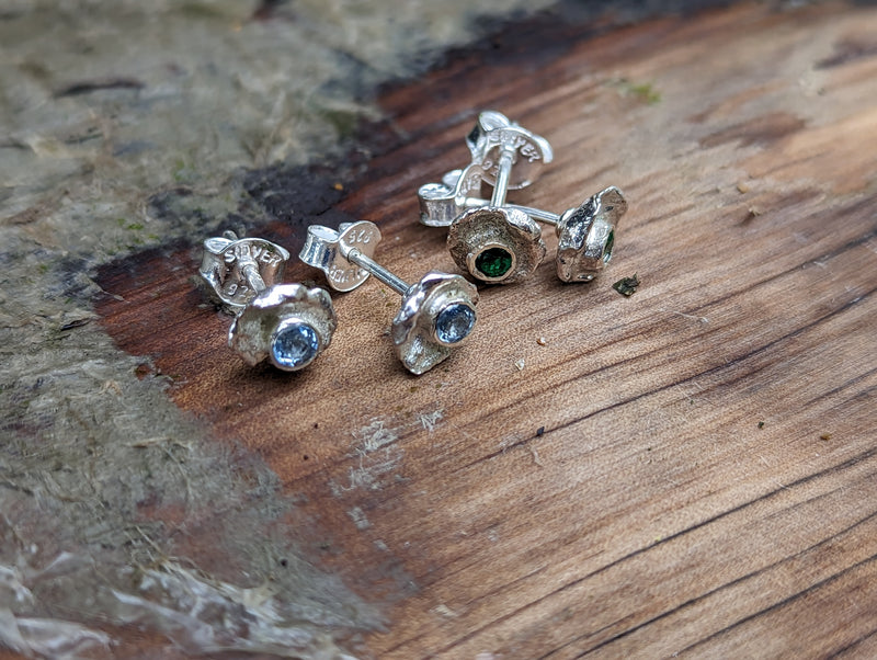 Goopies w Stone Stud - Earring
