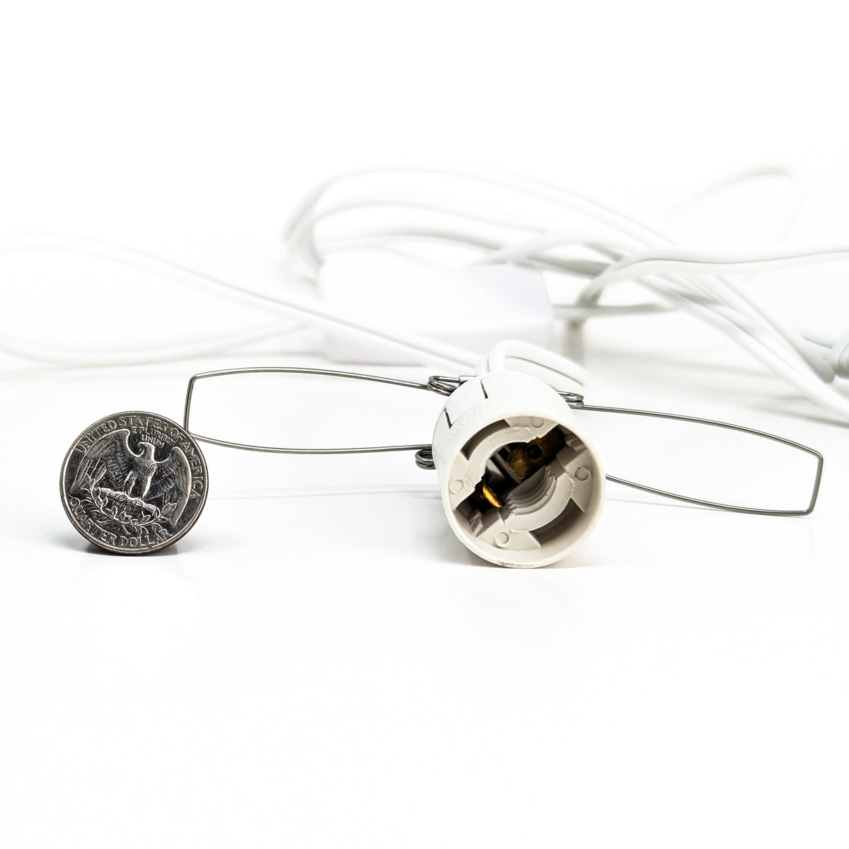 Salt lamp light cord version 3 – fixture beside a coin